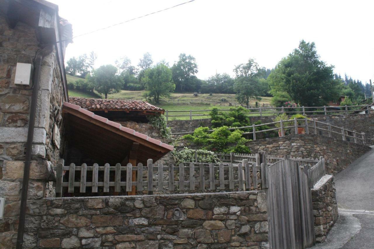 Casa Rural La Xiarapina Serrapio 외부 사진